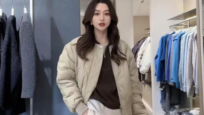 高穿搭三七比例百搭又时髦AG旗舰厅首页很火的显(图1)
