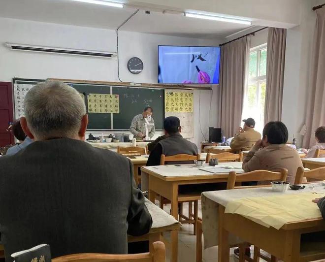 弃了双11爱上了“老年严选”AG旗舰厅网这届脆皮年轻人抛(图13)